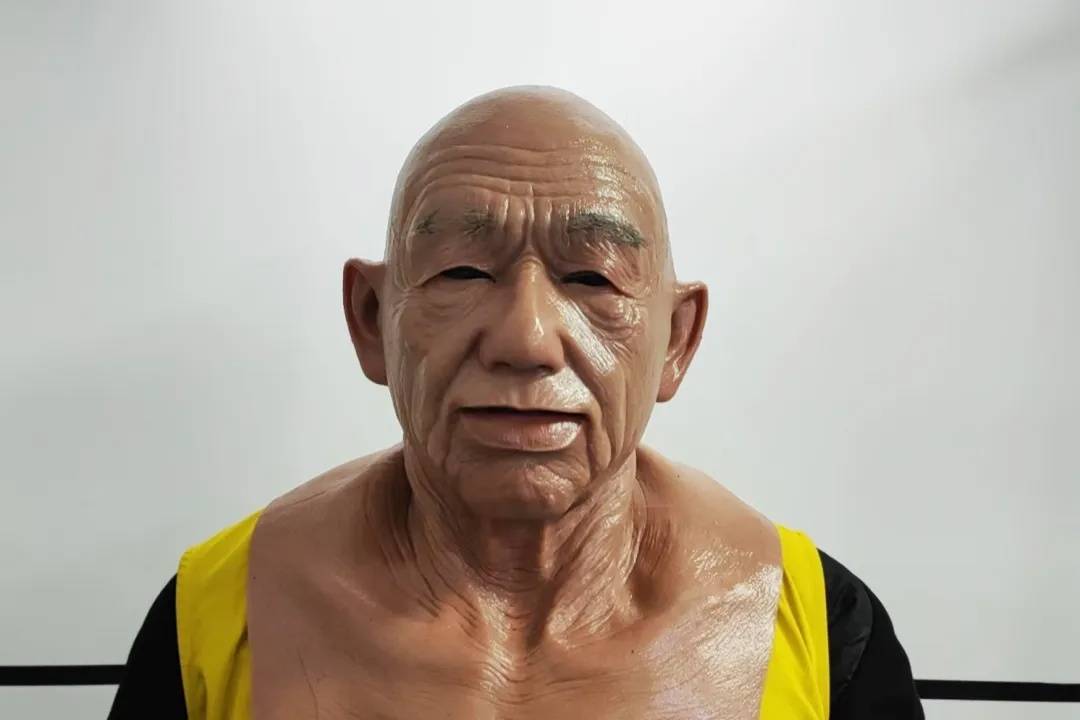 “變臉”大盜落網(wǎng)<strong></p>
<p>硅膠</strong>！硅膠面具難逃法眼:硅膠